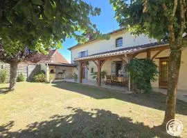 Gîte en Périgord avec jardin clos et cheminée - FR-1-616-232