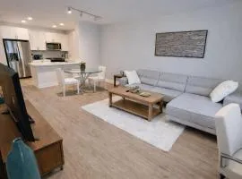 Luxury 2 Bedrooms 2 Bathrooms With Pool and Gym