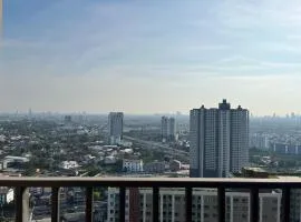 Convenient 1 bed condo Hua Mak