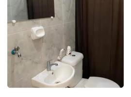 J Novotny Transient House, hotel en Caba