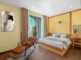 Lucas Boutique Home Hue