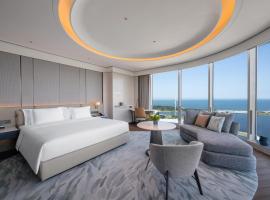 Crowne Plaza Weihai Binhai by IHG, hótel í Weihai