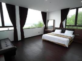 LAKESIDE DAILAI HOTEL, Hotel in Bá Hạ