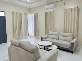 Rumah Mak Anjang - Wifi, 4BR, 9-10Pax