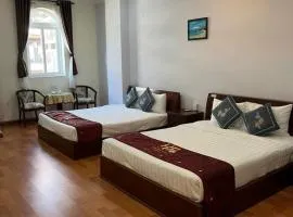 Khách sạn Hạnh Phúc