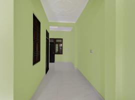 SPOT ON Hotel The Baithak & Restaurant, hotel in Etāwah