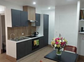 BEST PRICE #4 LA TUILERIE x4 people, hotel em Lods