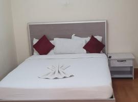 Hibr tsega hotel, hotel in Bahir Dar