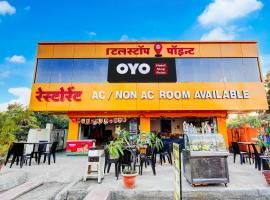 SPOT ON Hotel Stop Point, hotel i Māharjhari