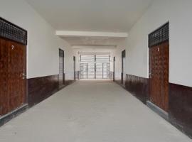 SPOT ON Royal Palace, Hotel in Mandhana