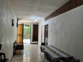 Sleep&Go! Apartamento de 3 habitaciones, Hotel in Siquirres