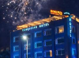 Turquoise Pyramids & Grand Egyptian museum view Hotel, hotel no Cairo