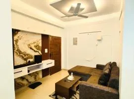 Aura Stays 2bhk