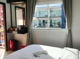 D 1 Hotel, hotel in Ban Nong Chaeng