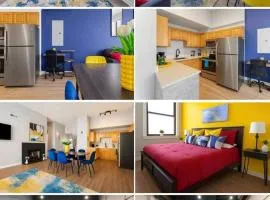 Modern 1BR Loft with a View - Prime Downtown Location