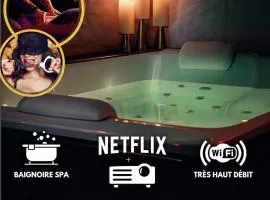 Suite craz'in Love Room, jacuzzi, cinéma, Camargue