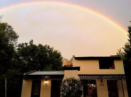 Casita Santa Elena 1, viešbutis mieste Trapičė