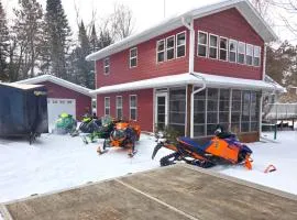 Red Arbor Retreat in Arbor Vitae WI