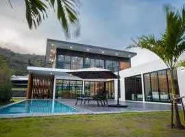 The Stay Huahin 2 - Luxury Private Pool Villa