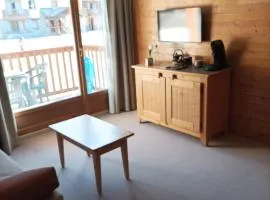 Résidence Les Alpages 4 étoiles - Appartement 4 personnes - Piscine, Hammam, Sauna, Jacuzzi - ValCenis 73480