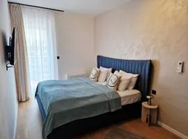 Infinity Apartment & Privat Garage