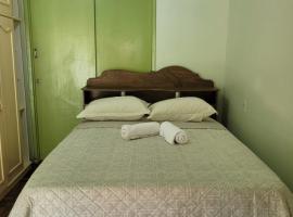 Quarto privado Brusque Centro ll, hotel em Brusque