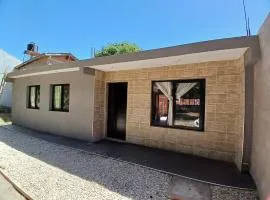 CASA CHALET con PARQUE