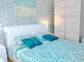 GREEN HILL Lux Apartments