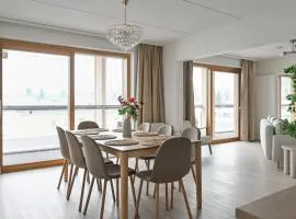 Grand Central Residence 127m2 - 3BDR - Sauna