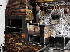 Casa completa com piscina e hidromassagem