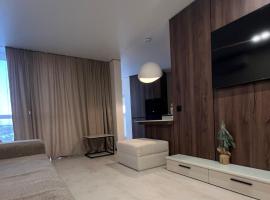 Апартаменти просторі 2 кімнати на Монастирський, hotel a Chortkiv