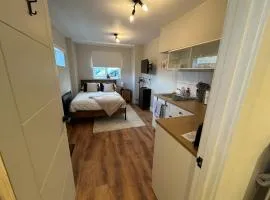 Cosy corner close to the airport