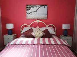 Corporate or Freelance worker & Tasmania Ferry Base-Short Long Stay Geelong