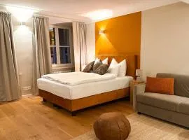 NEU! 90 qm Altstadt Loft - Beste Lage in Passau - Arbeitsplatz - Fitness - Luxus Hotelbetten