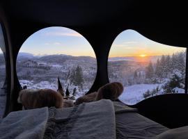 Birdbox Bergen, hotel em Bergen