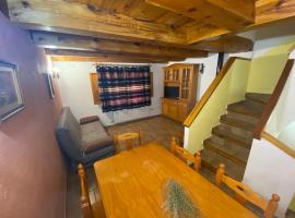 Casa Alta 14 B, hotel din Palanques