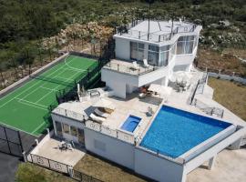 Villa Redzic Residence, ξενοδοχείο σε Brca