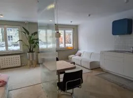 Rakietników vintage condo