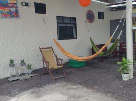 Oasis 5 habitación privada con cocina separada no compartida，比亞米爾港的飯店