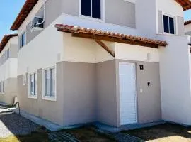 Casa duplex em condomínio Parnaiba