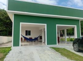 Casa espaçosa churrasqueira Wi-Fi há 2km do centro, Hotel in Bananeiras