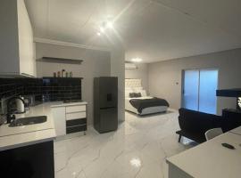 Pine Self-Catering Unit，溫特和克的飯店