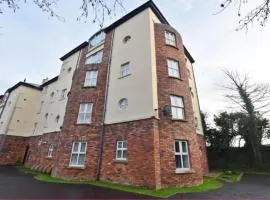 Shell Hill 3-Bed Apt Sleeps 6 15 mins to Beach