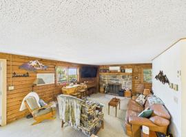 Secluded Mountain Lake Escape – hotel w mieście Terra Alta