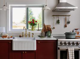 The Garden Studio, Hotel in Victoria