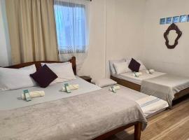 Placido's Vacation Home, khách sạn ở Puerto Galera