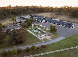 Clare Valley Motel, hotel con alberca en Clare