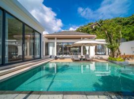 Étoile Kata Luxury Pool Villas by Astra, hotel i Kata Beach