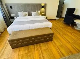 Maharaja The Royal Hotel