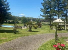 Escapade Paisible forêt des Landes، فندق في Vielle-Soubiran